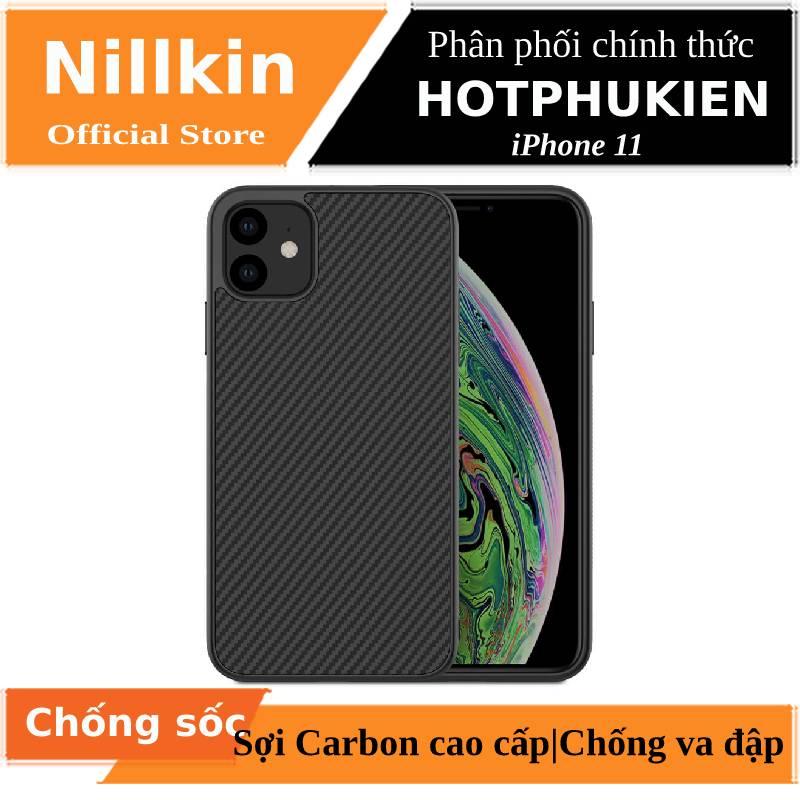 Ốp lưng chống sốc sợi Carbon cho iPhone 11 hiệu Nillkin